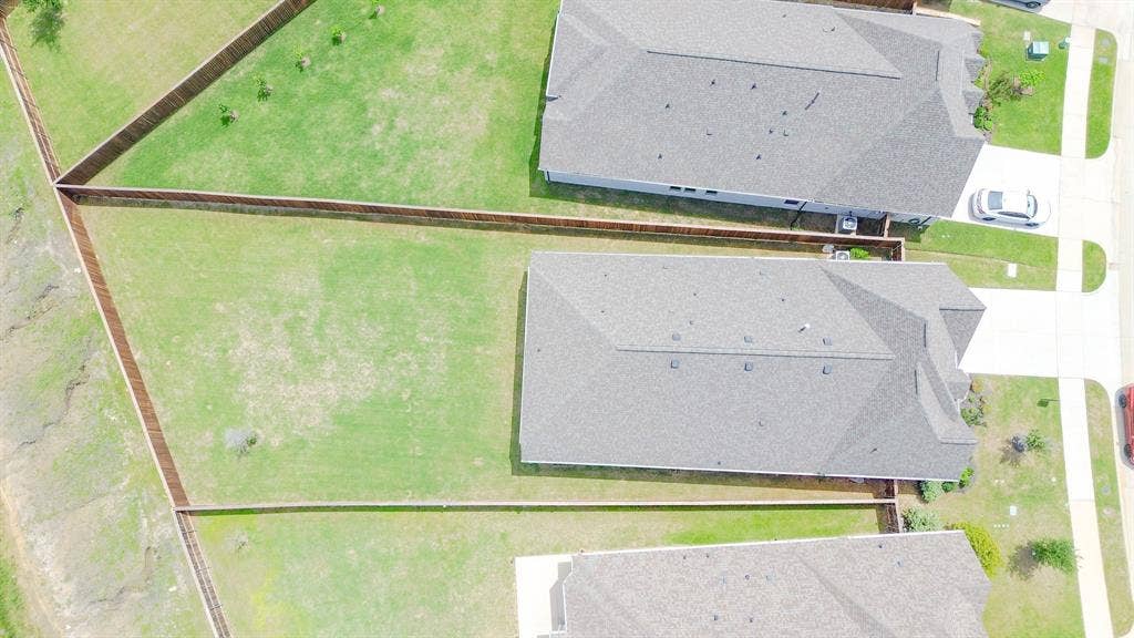 1321 Old Rocksprings Pass, Mansfield, TX 76063
