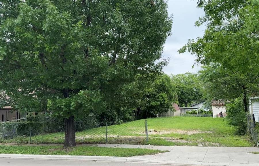 Property photo for 2522 S Ewing Avenue, Dallas, TX