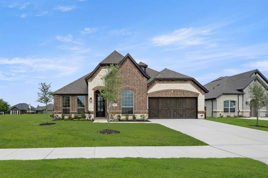 Property photo for 3457 Shorthorn Lane, Midlothian, TX