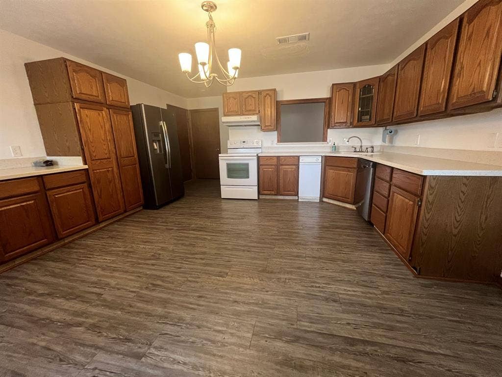 221 Timberview Court, Argyle, TX 76226 221 Timberview Court, Argyle, TX 76226