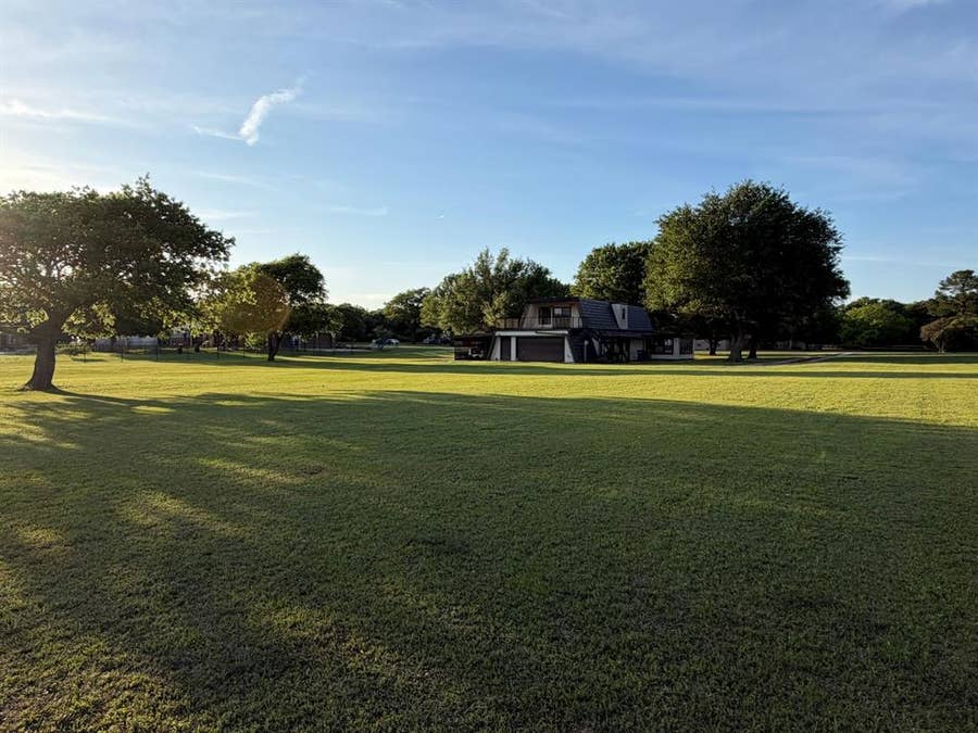 Property photo for 221 Timberview Court, Argyle, TX