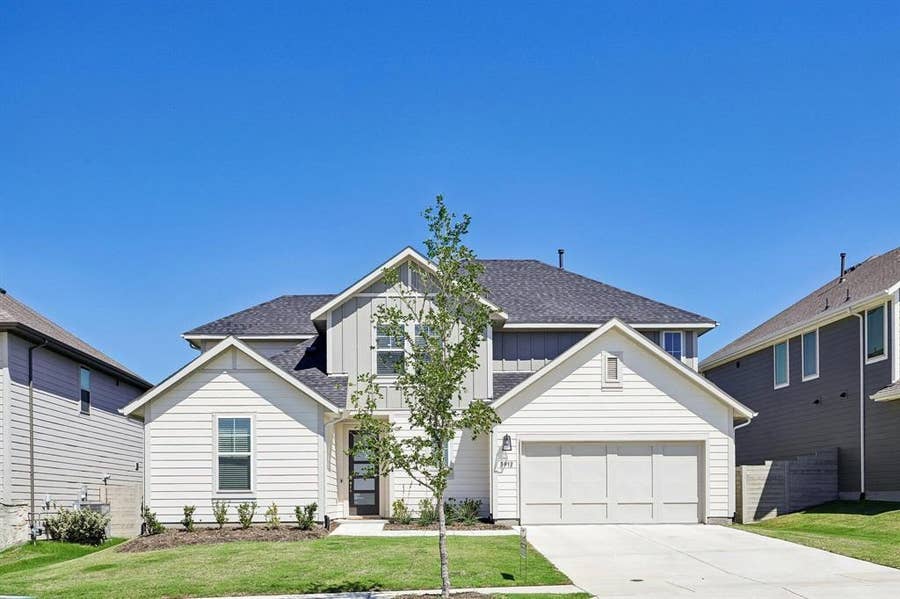 Property photo for 3912 Slate Street, McKinney, TX