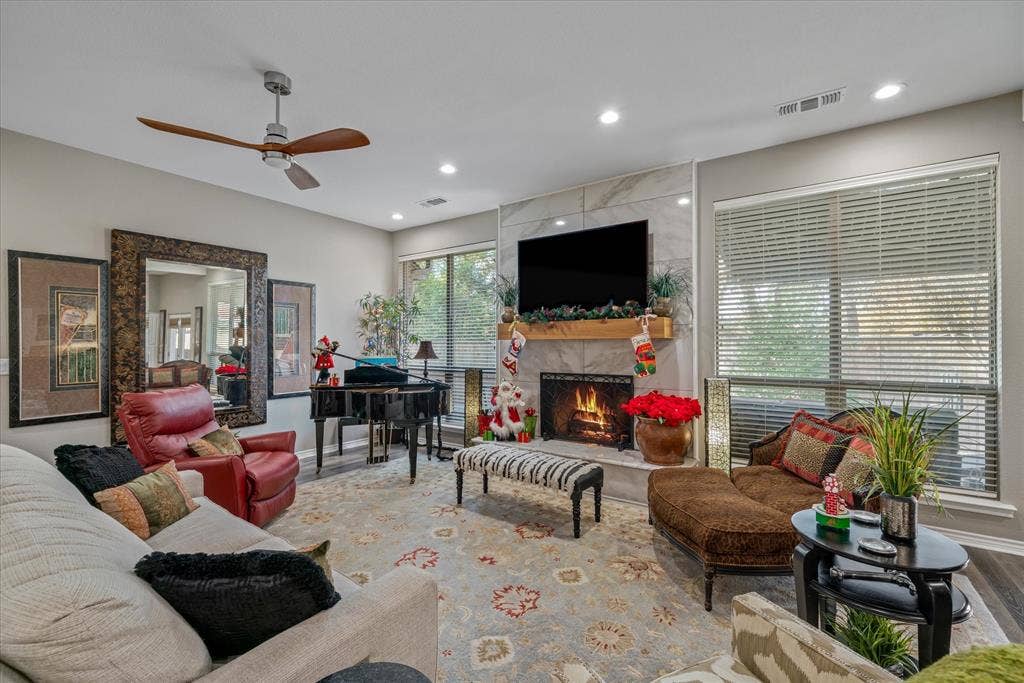 318 Crestview Lane, Hideaway, TX 75771 318 Crestview Lane, Hideaway, TX 75771