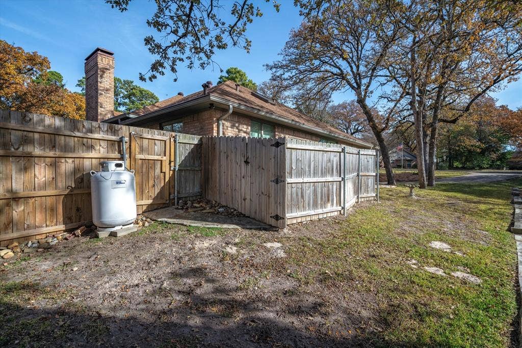 318 Crestview Lane, Hideaway, TX 75771 318 Crestview Lane, Hideaway, TX 75771