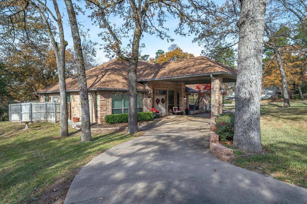 318 Crestview Lane, Hideaway, TX 75771 318 Crestview Lane, Hideaway, TX 75771