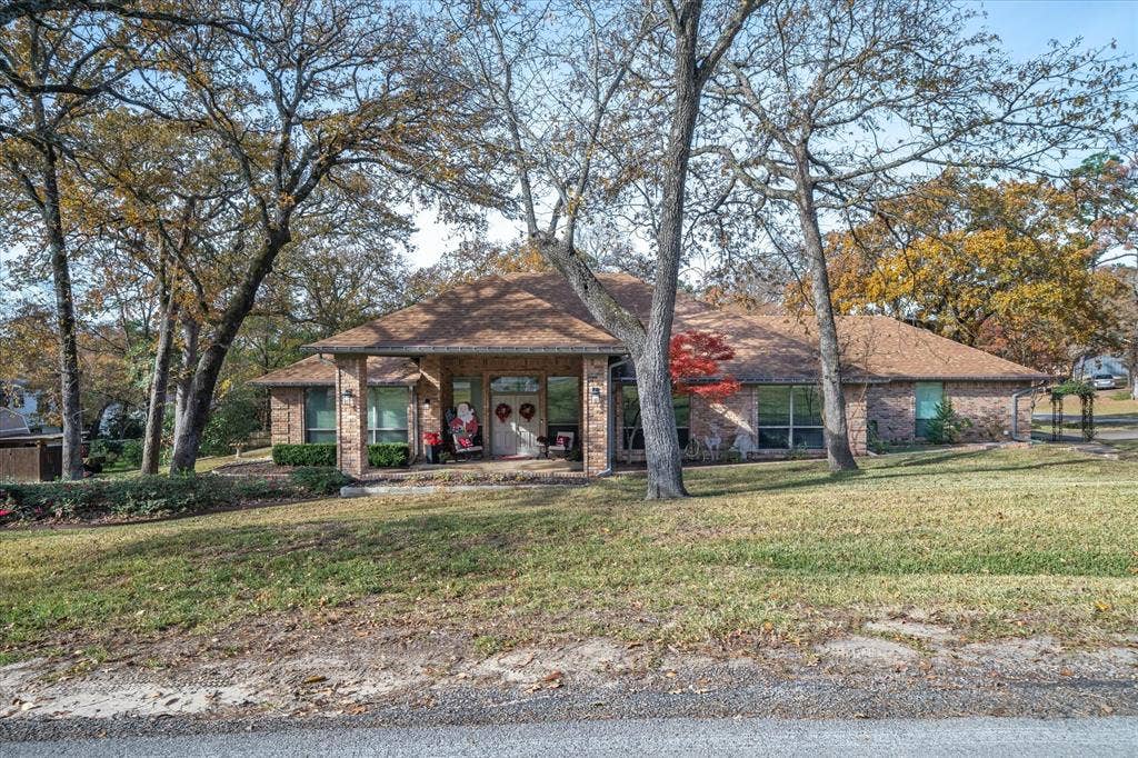318 Crestview Lane, Hideaway, TX 75771 318 Crestview Lane, Hideaway, TX 75771