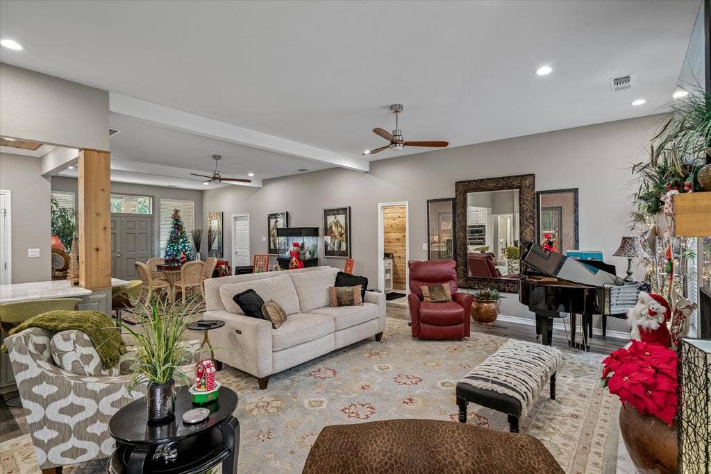 318 Crestview Lane, Hideaway, TX 75771 318 Crestview Lane, Hideaway, TX 75771