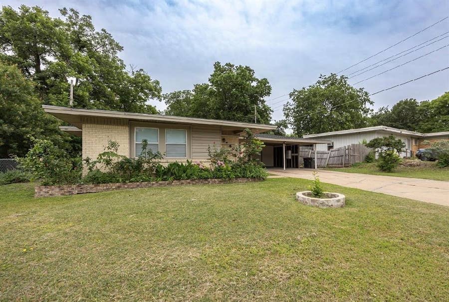Property photo for 5405 Trail Lake Drive, Fort Worth, TX