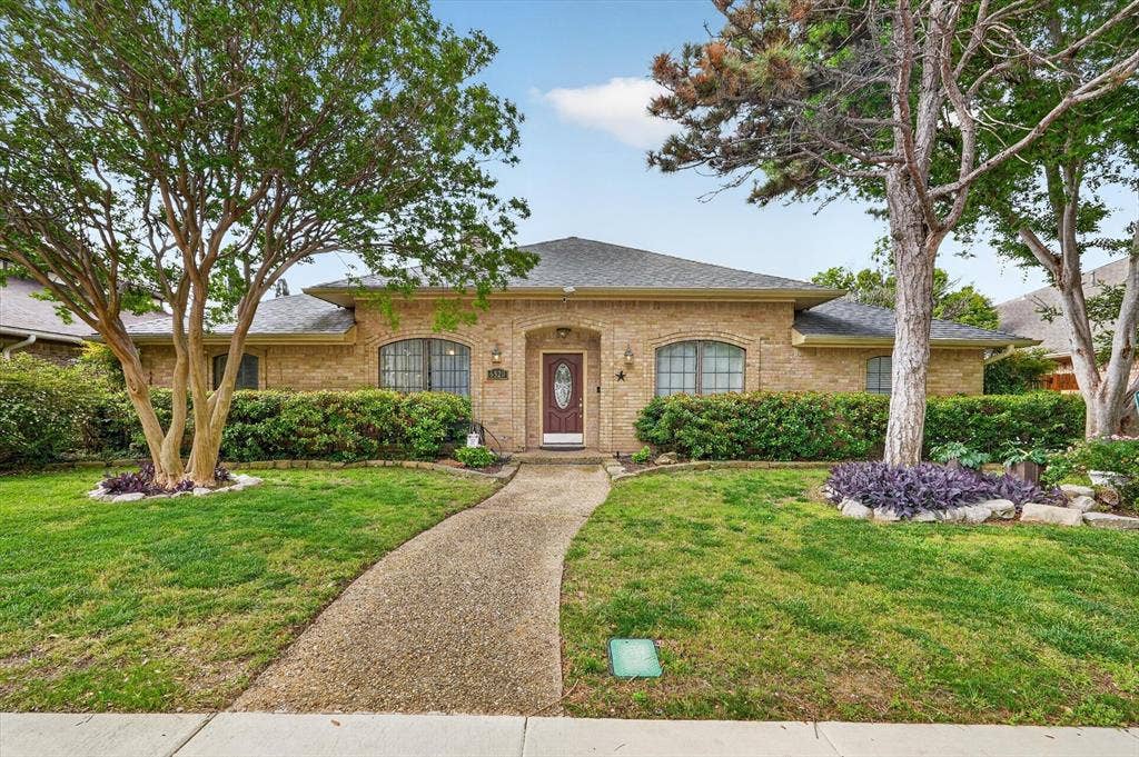6520 Clearhaven Circle, Dallas, TX 75248