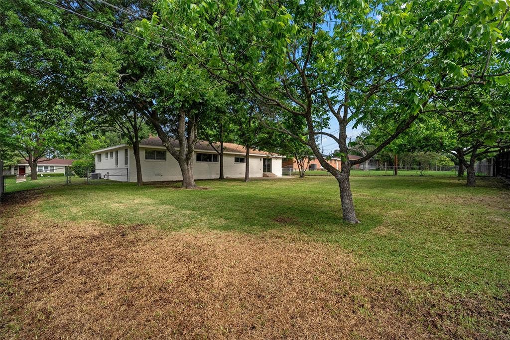 1509 Valeska Drive, Waco, TX 76710 1509 Valeska Drive, Waco, TX 76710