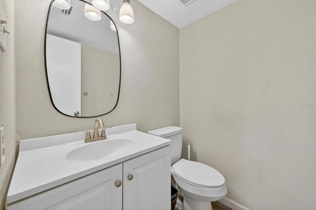 3025 David Drive, Rowlett, TX 75088 3025 David Drive, Rowlett, TX 75088