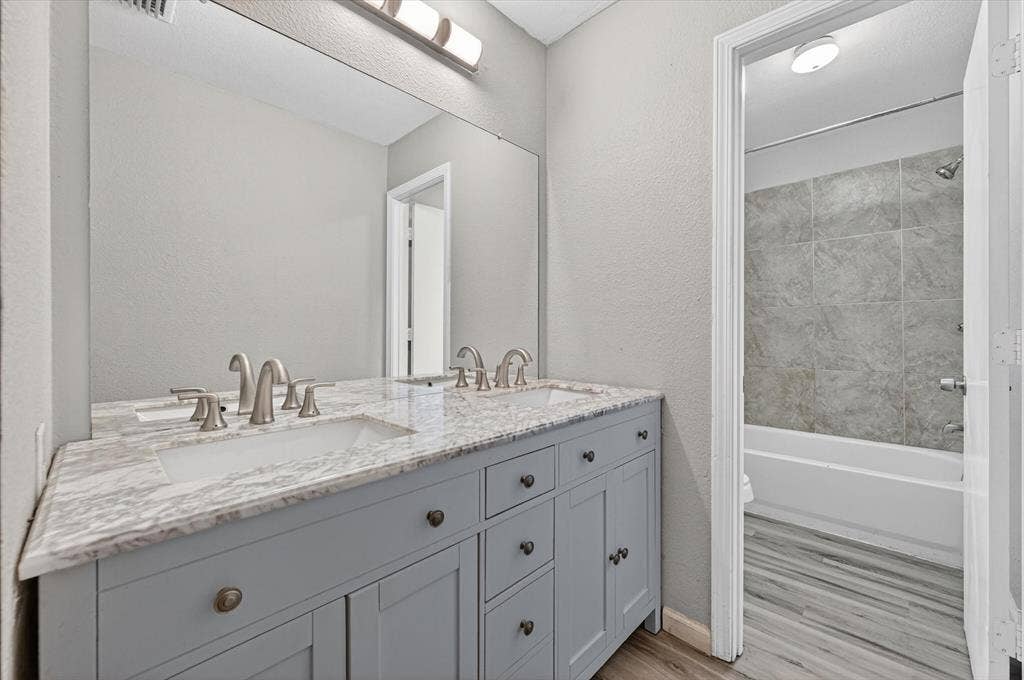 3025 David Drive, Rowlett, TX 75088 3025 David Drive, Rowlett, TX 75088