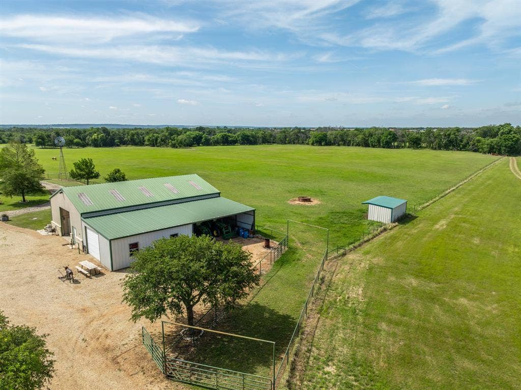 883 N Speegleville Road, Woodway, TX 76712 883 N Speegleville Road, Woodway, TX 76712