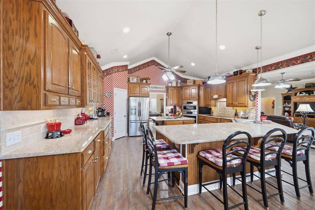 883 N Speegleville Road, Woodway, TX 76712 883 N Speegleville Road, Woodway, TX 76712