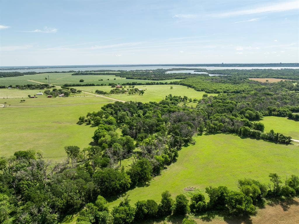 883 N Speegleville Road, Woodway, TX 76712 883 N Speegleville Road, Woodway, TX 76712