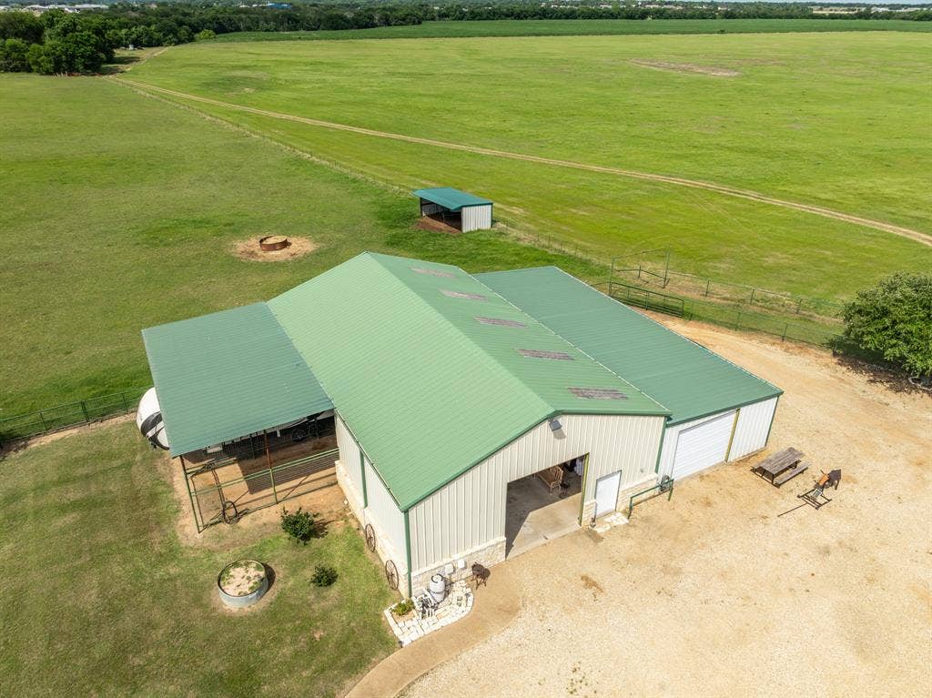 883 N Speegleville Road, Woodway, TX 76712 883 N Speegleville Road, Woodway, TX 76712