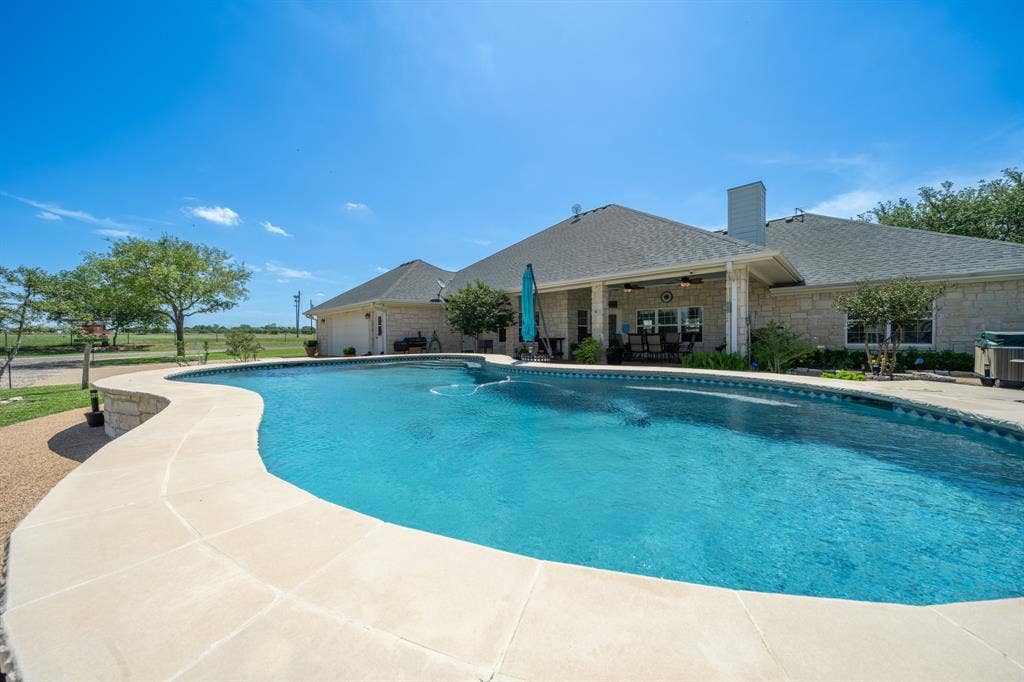 883 N Speegleville Road, Woodway, TX 76712 883 N Speegleville Road, Woodway, TX 76712
