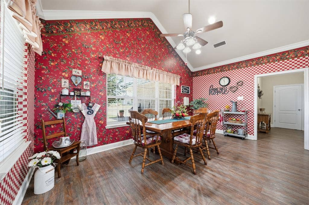 883 N Speegleville Road, Woodway, TX 76712 883 N Speegleville Road, Woodway, TX 76712