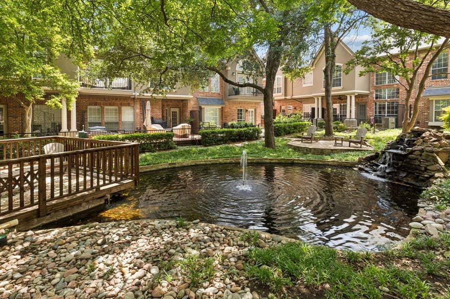 Property photo for 4147 Towne Green Circle, Addison, TX