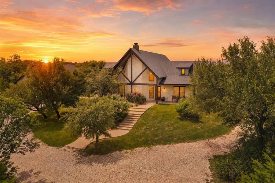 Property photo for 8029 N River Crossing, Waco, TX