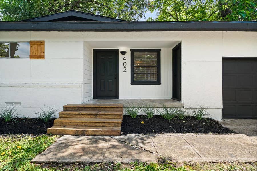 Property photo for 402 E Linda Drive, Garland, TX