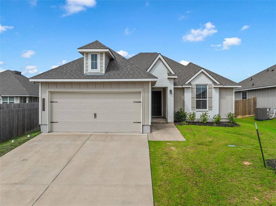 Property photo for 3213 Dottavio, Waco, TX