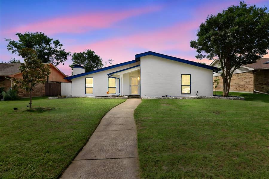 Property photo for 2204 Overglen Drive, Plano, TX