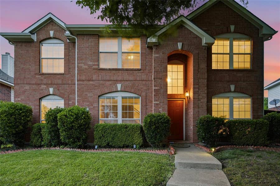 Property photo for 2453 Ravenhurst Drive, Plano, TX