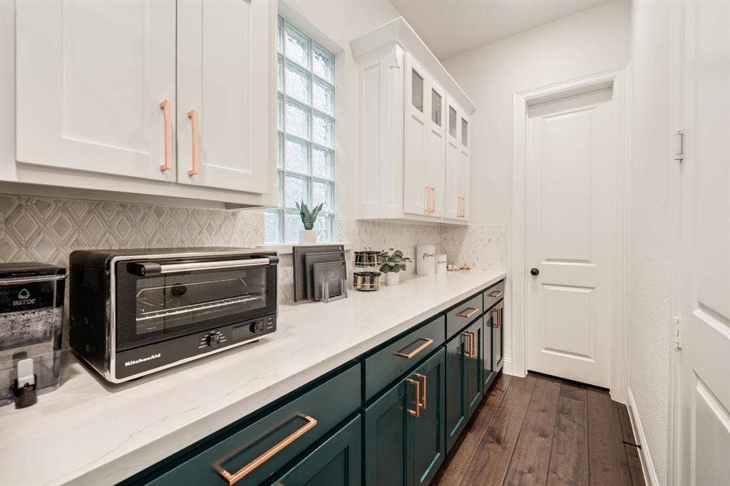 6804 Verandah Way, Irving, TX 75039 6804 Verandah Way, Irving, TX 75039