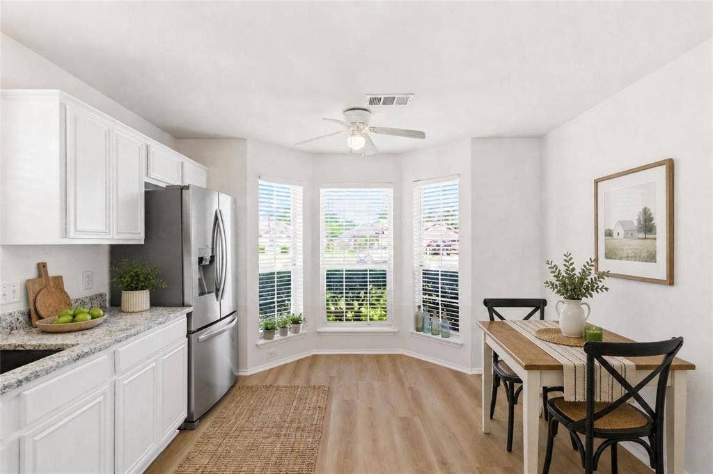 311 S Chestnut Street, Forney, TX 75126 Virtually staged to demonstrate use of space