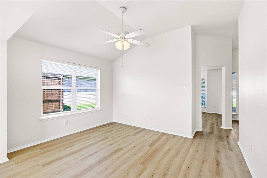 311 S Chestnut Street, Forney, TX 75126 311 S Chestnut Street, Forney, TX 75126