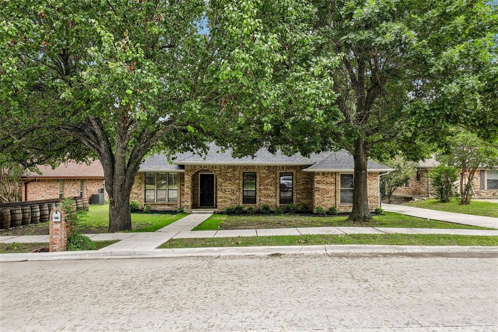 612 E Oak Street, Wylie, TX 75098 612 E Oak Street, Wylie, TX 75098