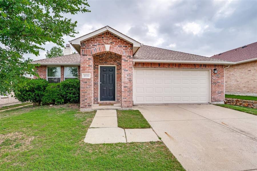 Property photo for 10756 Keathley Drive, Frisco, TX