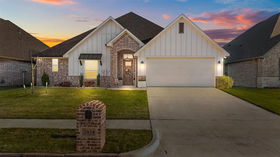 Property photo for 2834 Guinn Farms, Tyler, TX
