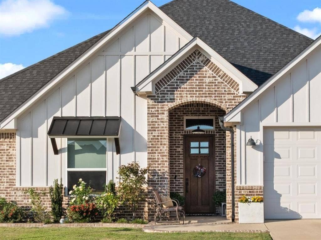 2834 Guinn Farms, Tyler, TX 75707 2834 Guinn Farms, Tyler, TX 75707