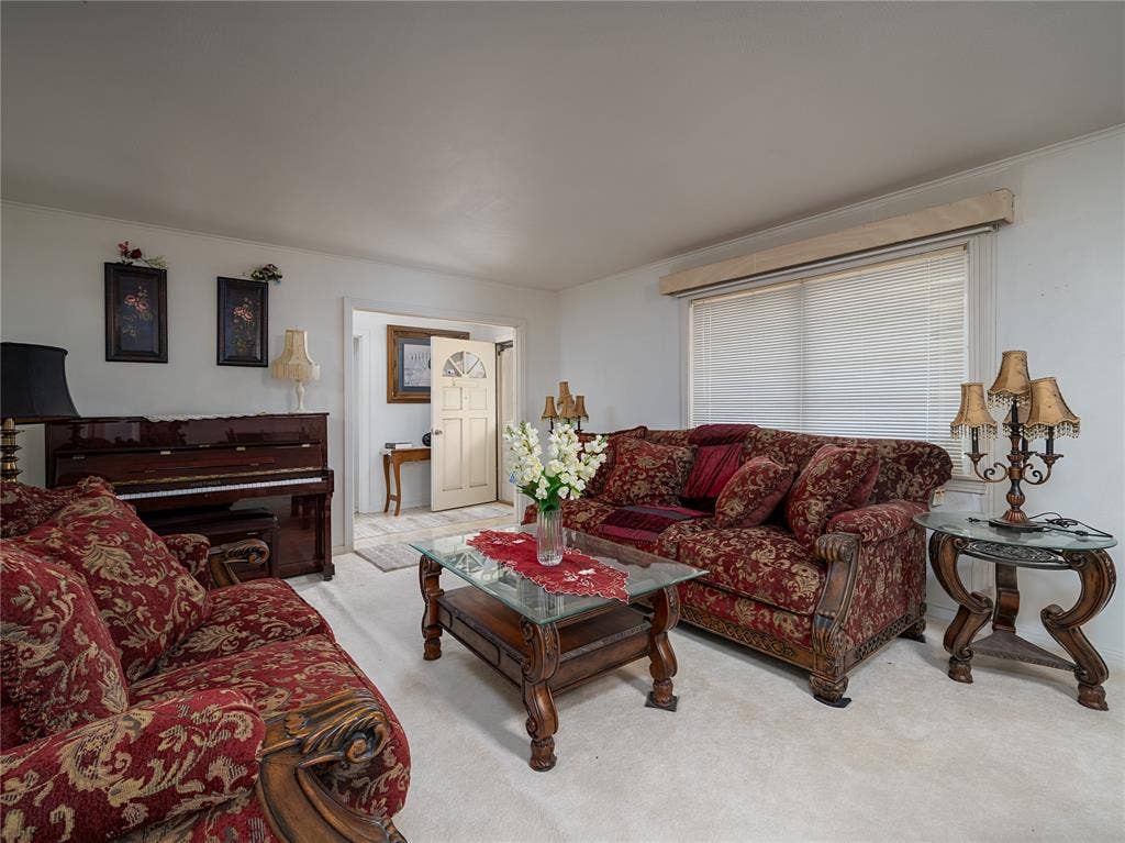 1804 Decharles Street, Tyler, TX 75701 1804 Decharles Street, Tyler, TX 75701