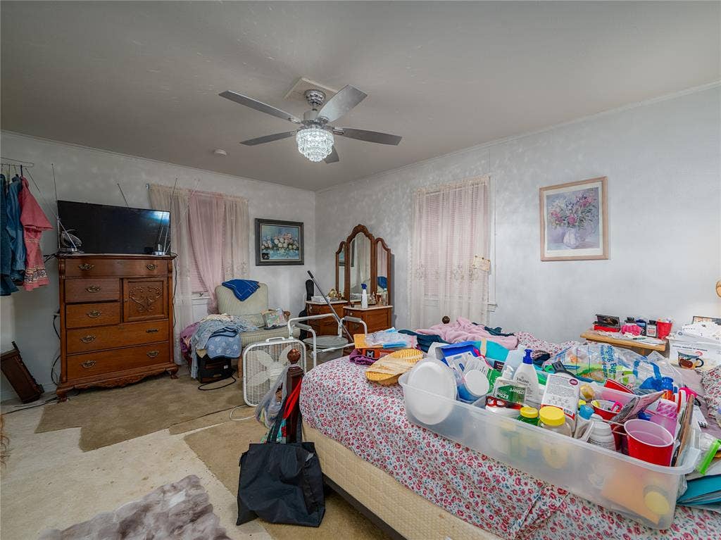 1804 Decharles Street, Tyler, TX 75701 1804 Decharles Street, Tyler, TX 75701