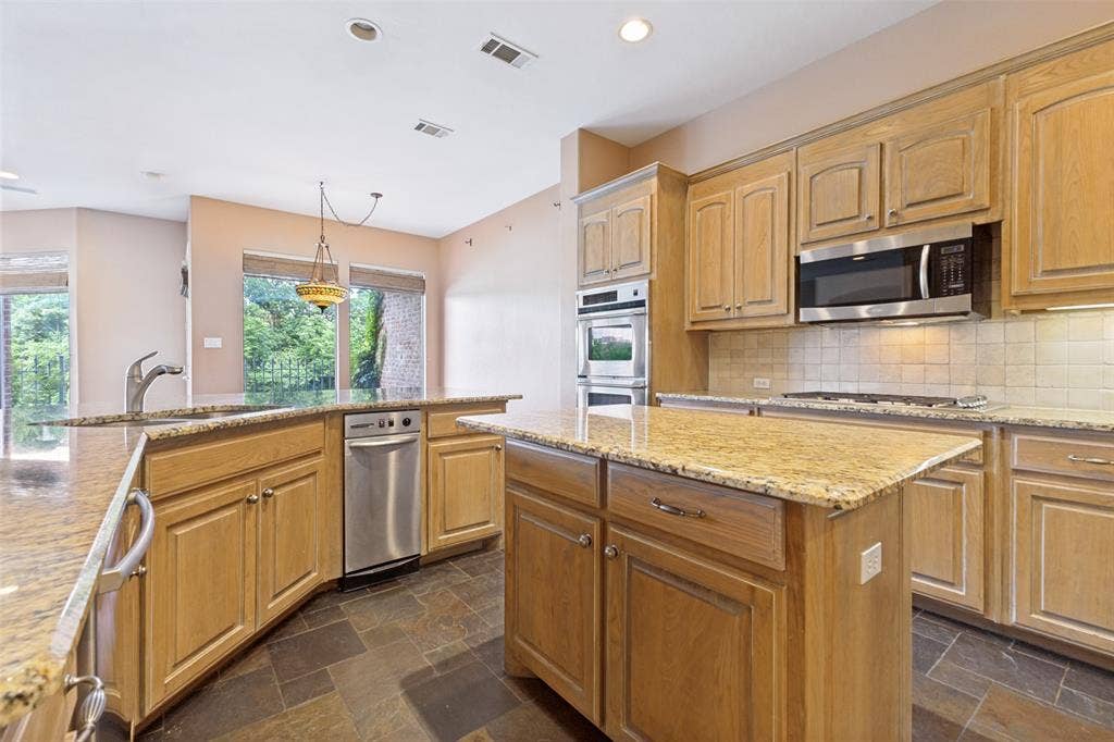 12010 Lueders Lane, Dallas, TX 75230 12010 Lueders Lane, Dallas, TX 75230