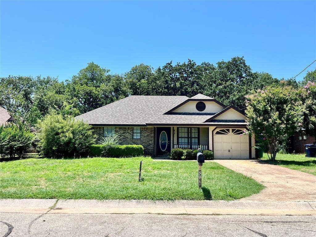 301 Joshua Street, Denton, TX 76209 301 Joshua Street, Denton, TX 76209
