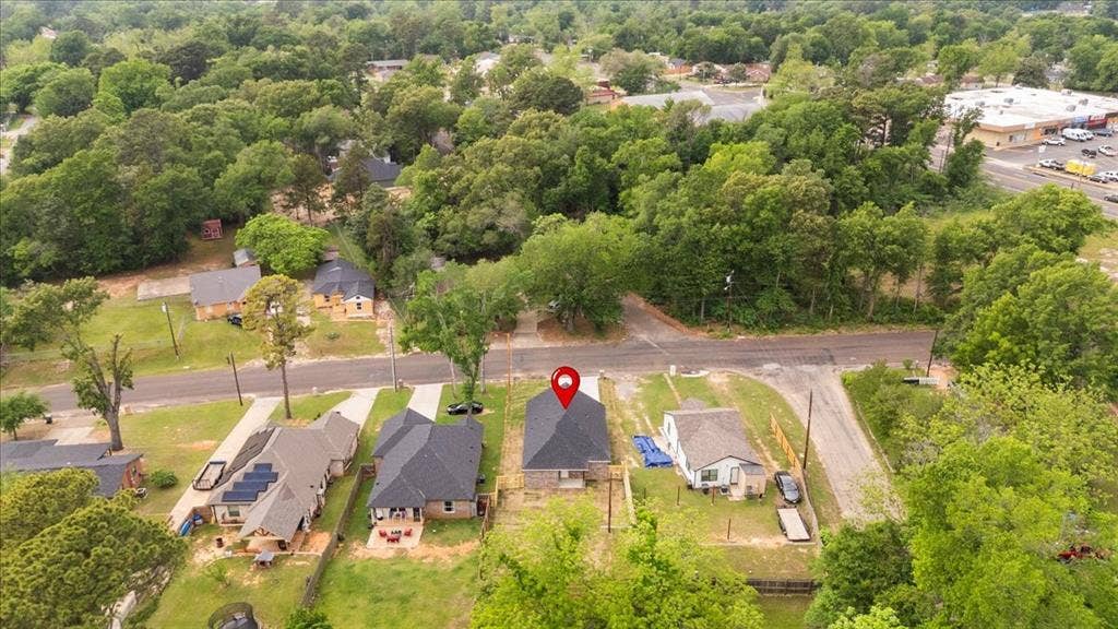 1615 Shawnee Boulevard, Tyler, TX 75702 1615 Shawnee Boulevard, Tyler, TX 75702