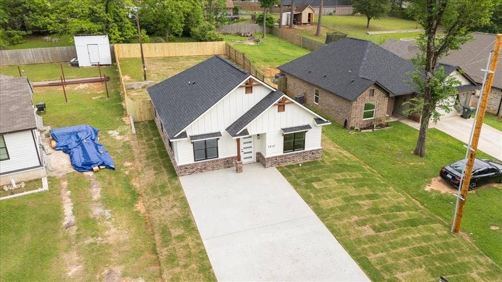 1615 Shawnee Boulevard, Tyler, TX 75702 1615 Shawnee Boulevard, Tyler, TX 75702