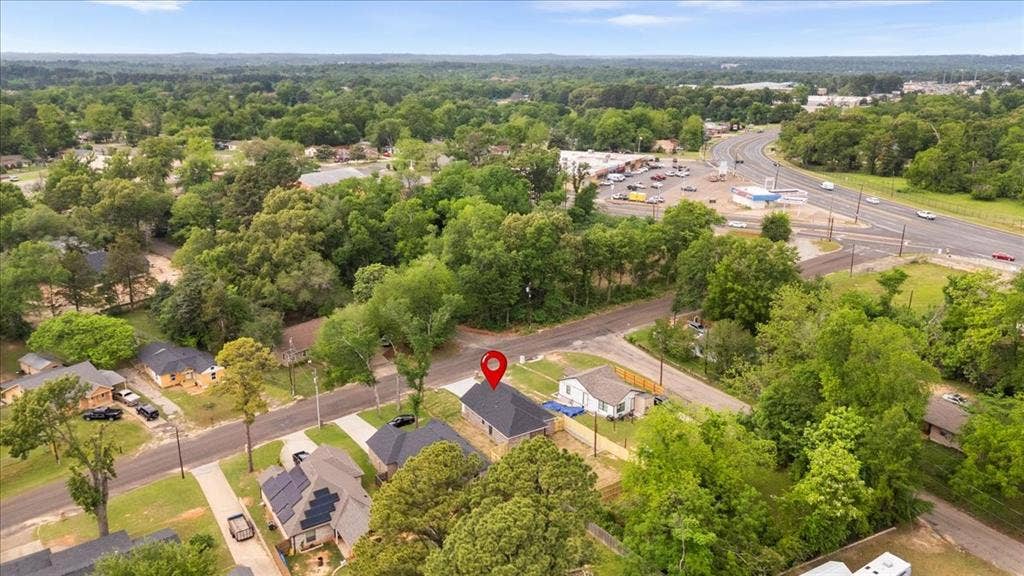 1615 Shawnee Boulevard, Tyler, TX 75702 1615 Shawnee Boulevard, Tyler, TX 75702