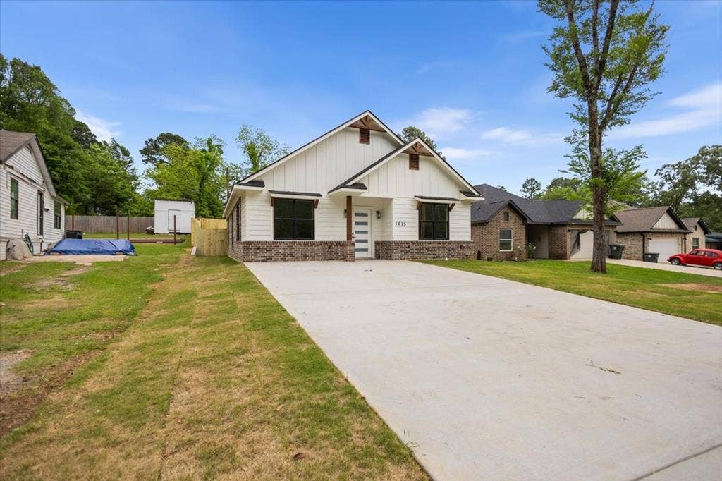 1615 Shawnee Boulevard, Tyler, TX 75702 1615 Shawnee Boulevard, Tyler, TX 75702