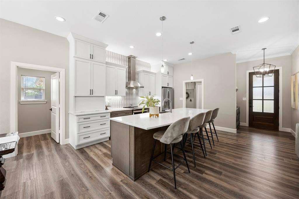 2831 Skinner Road, Midlothian, TX 76065 2831 Skinner Road, Midlothian, TX 76065