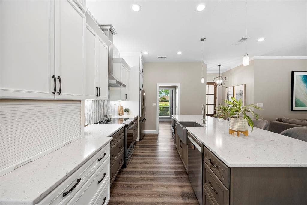 2831 Skinner Road, Midlothian, TX 76065 2831 Skinner Road, Midlothian, TX 76065