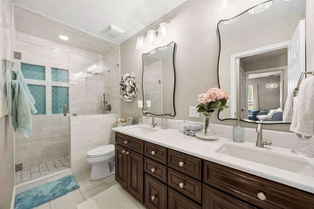 2831 Skinner Road, Midlothian, TX 76065 2831 Skinner Road, Midlothian, TX 76065