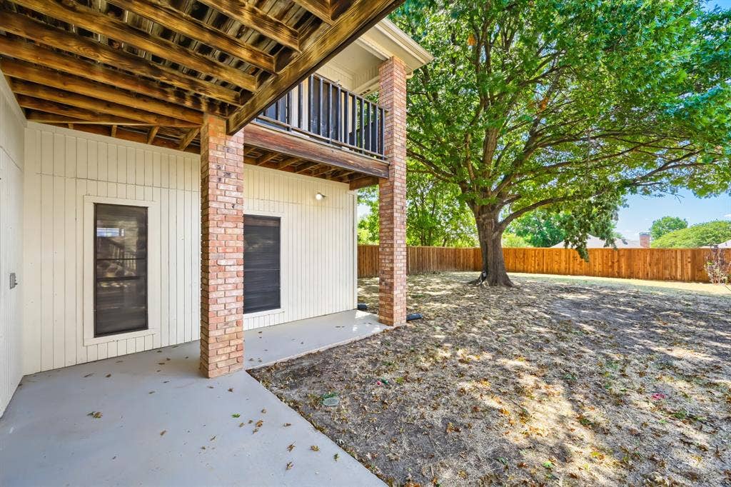 100 Coventry Court, Irving, TX 75061 100 Coventry Court, Irving, TX 75061