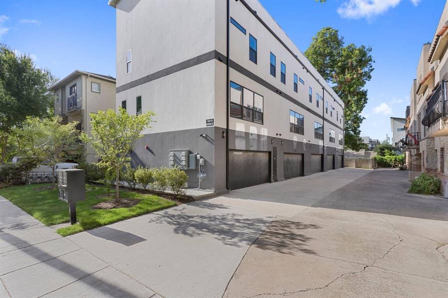Property photo for 5810 Hudson Street, Dallas, TX