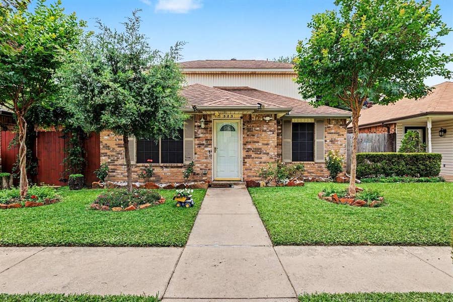Property photo for 525 Rawls Circle, Irving, TX