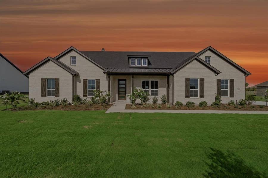 Property photo for 2305 Quartz Street, Krum, TX